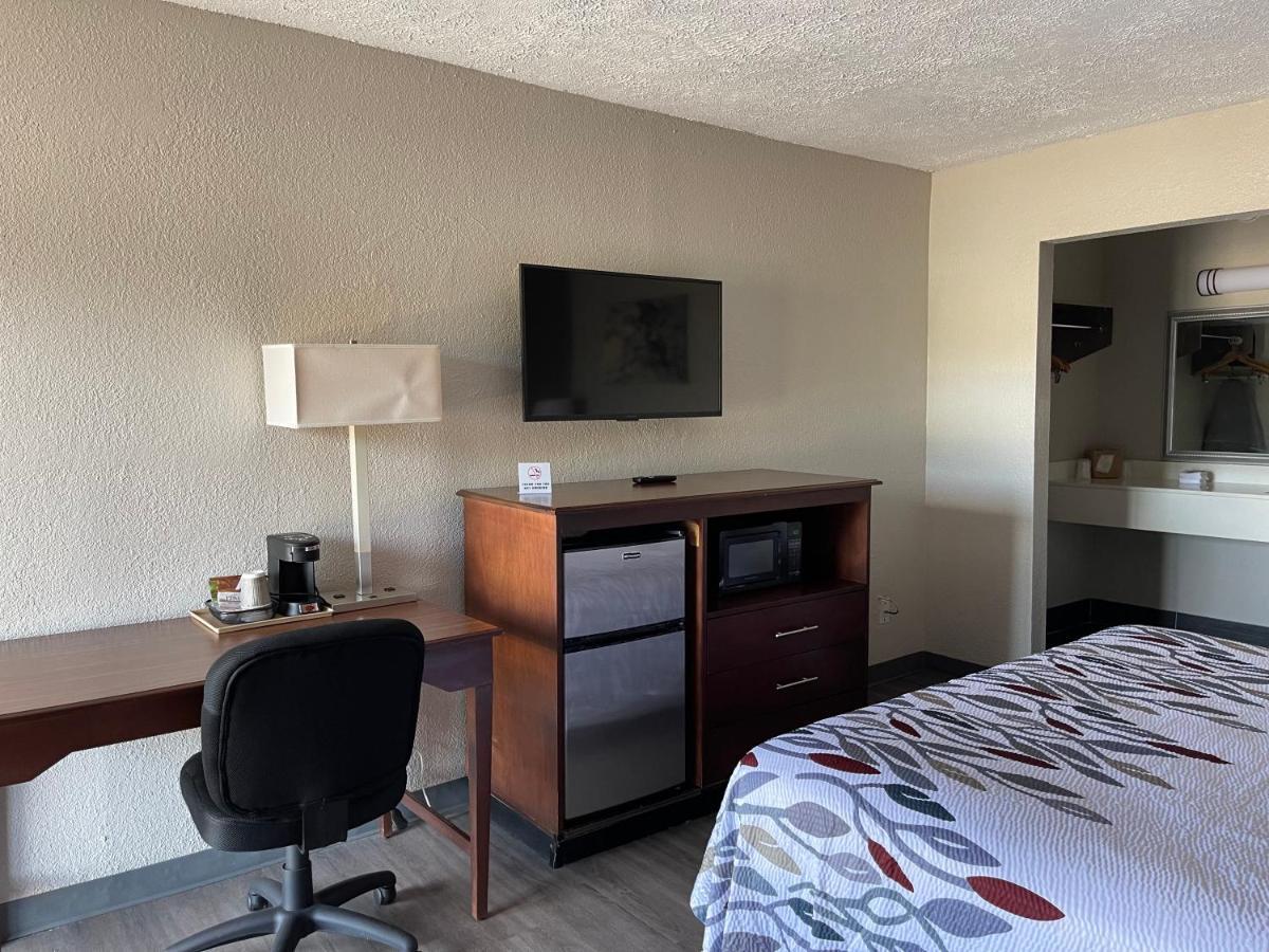Red Roof Inn Lagrange Extérieur photo