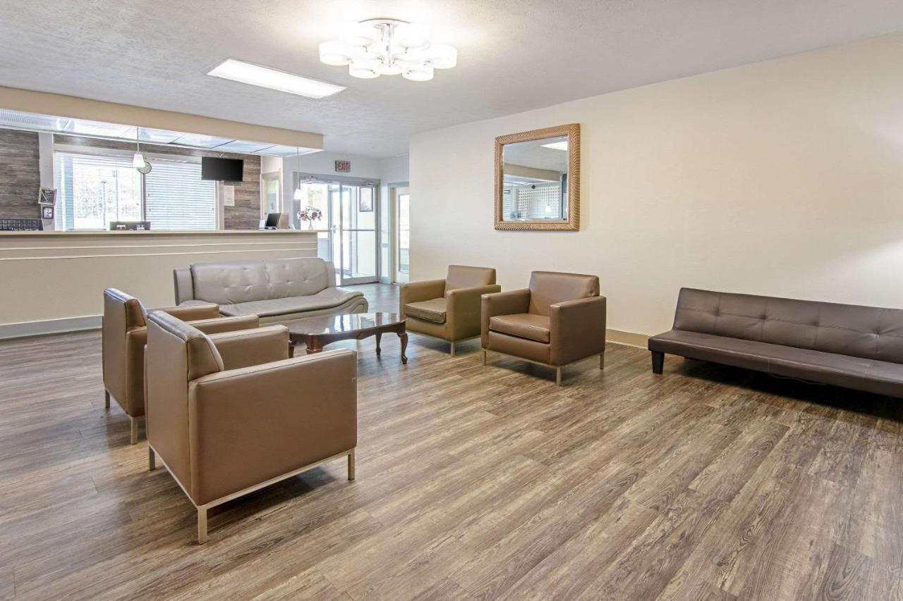 Red Roof Inn Lagrange Extérieur photo