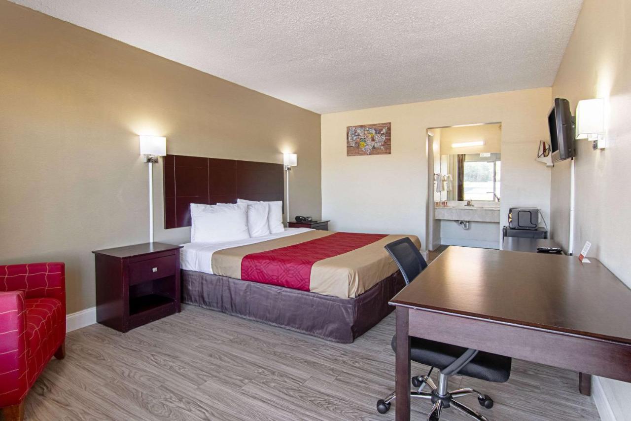 Red Roof Inn Lagrange Extérieur photo